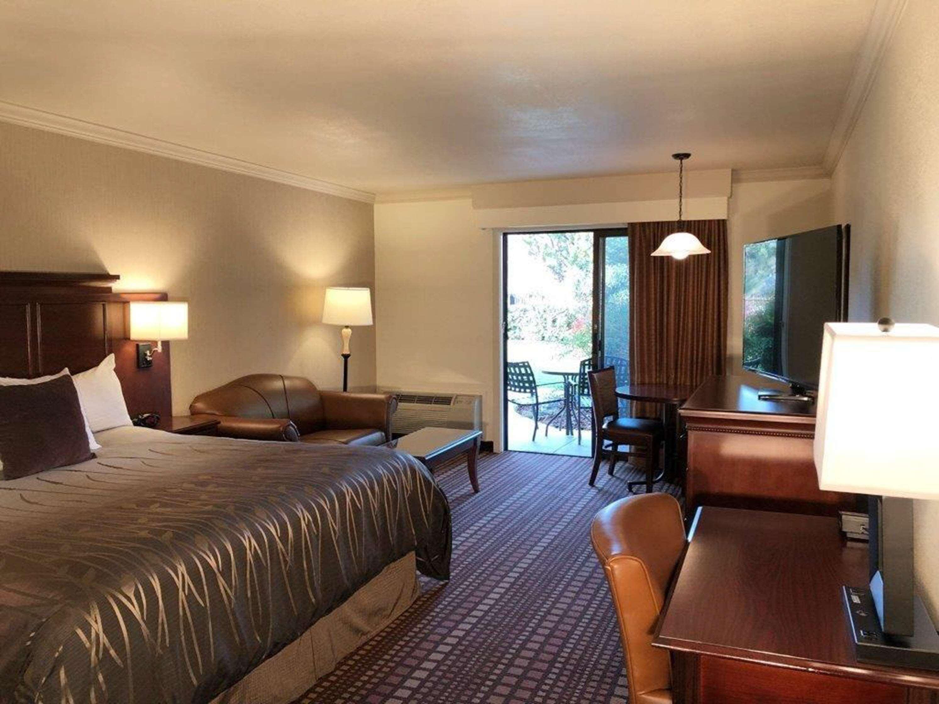 Best Western Plus Humboldt House Inn Garberville Esterno foto